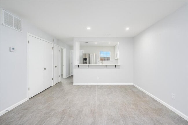 Foto del edificio - 15302 Cavalier Canyon Dr