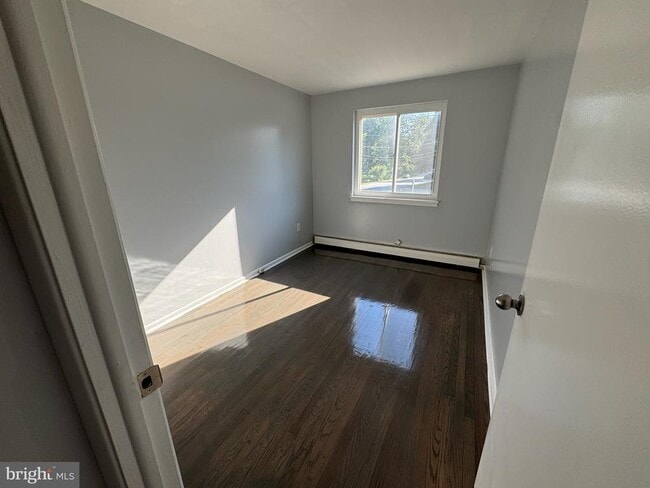 Building Photo - 602 Yeadon Ave