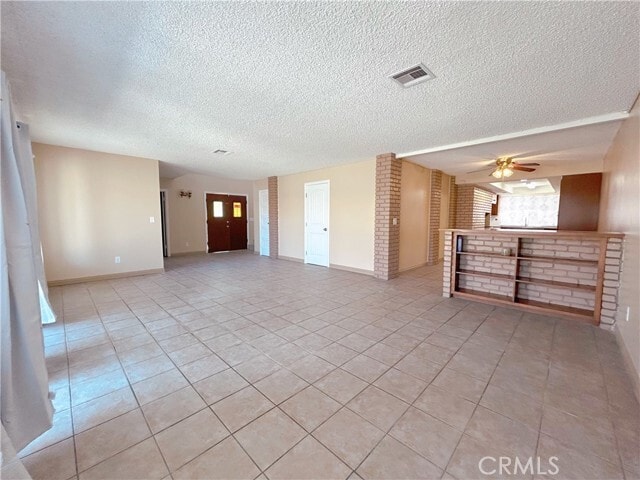 Building Photo - 17065 Ivy Ave