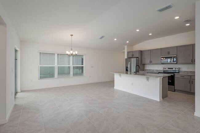 Foto del edificio - 618 Meadows Edge Pl