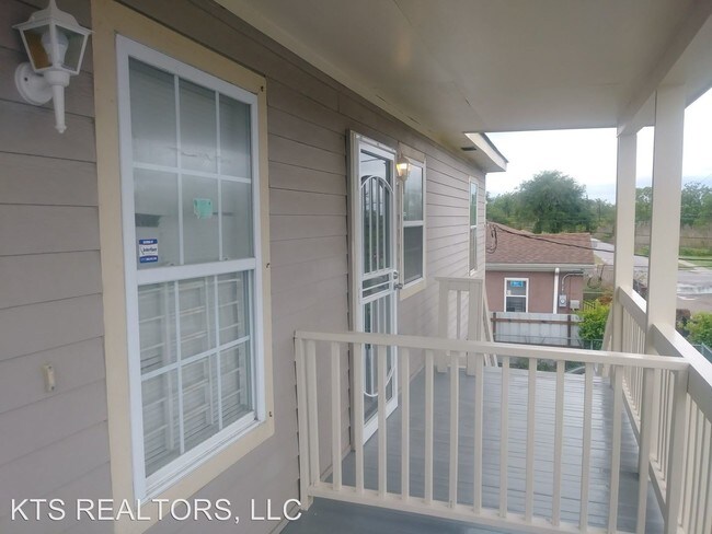 Foto del edificio - 2325-2327 Winthrop St