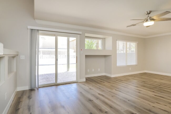 Building Photo - 9854 Silver Chaps Ct