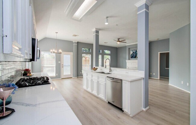 Foto del edificio - 6139 Rachels Ct