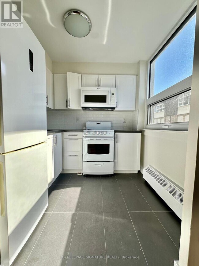 Photo du bâtiment - 485-485 Huron St