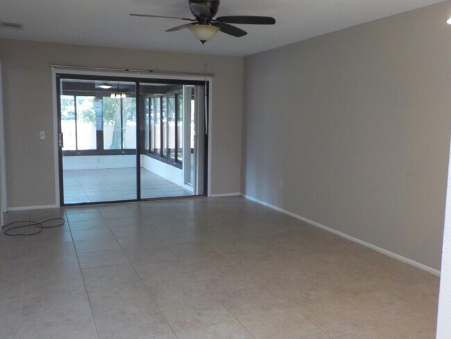 Foto del edificio - 1687 Avery Rd NE
