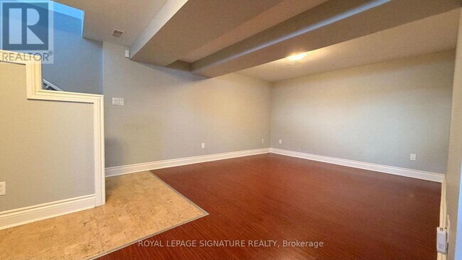 Photo du bâtiment - 1980 Liverpool Rd