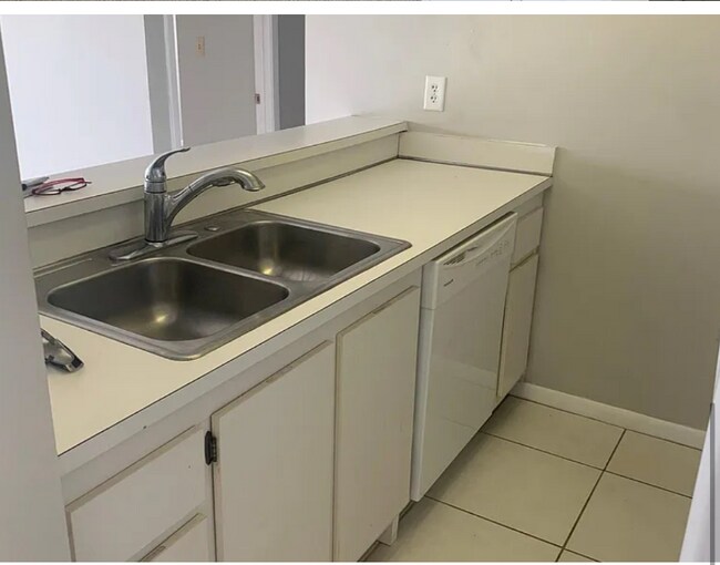 Foto del edificio - 770 NW Fork Rd