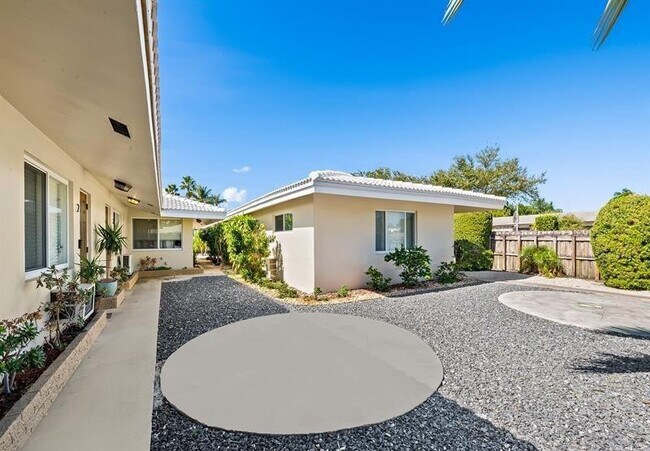 Foto del edificio - 1241 NE 16th Terrace