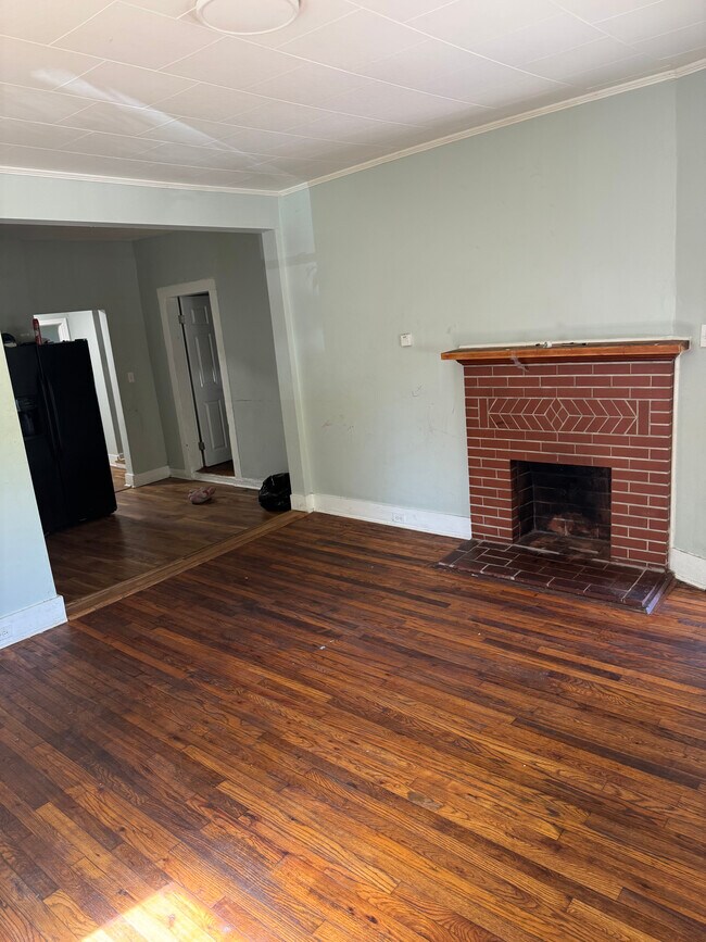 Building Photo - 239 Baugh St