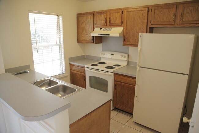 Foto del edificio - Cozzy townhome ready for you!