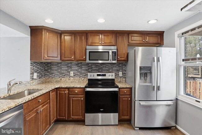 Building Photo - 8418 White Feather Ct