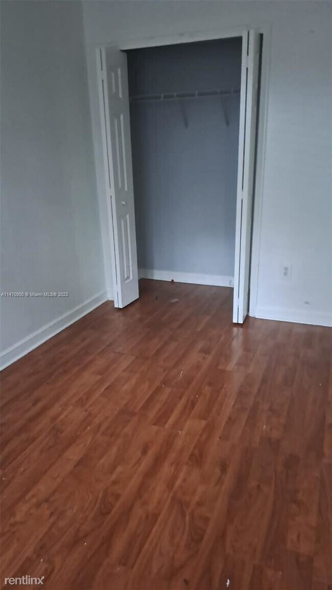 Foto del edificio - 3 br, 3.5 bath House - 2150 Shoma Dr # 226