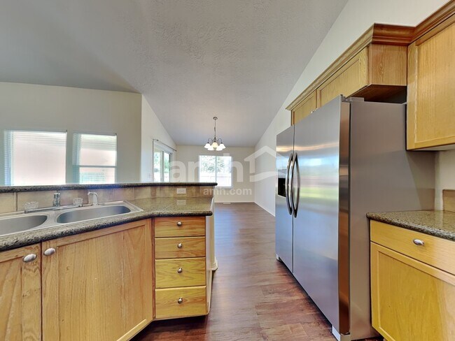 Foto del edificio - 11324 W Blake Dr