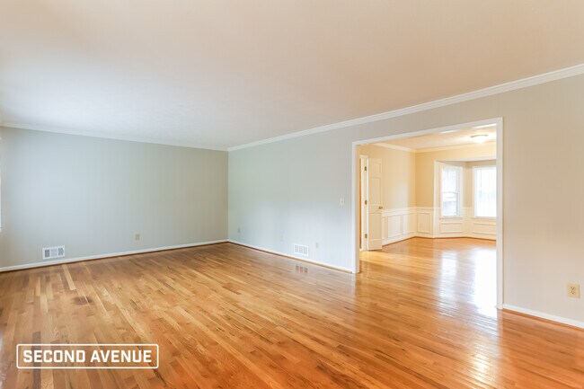 Building Photo - 2727 Colony Cir