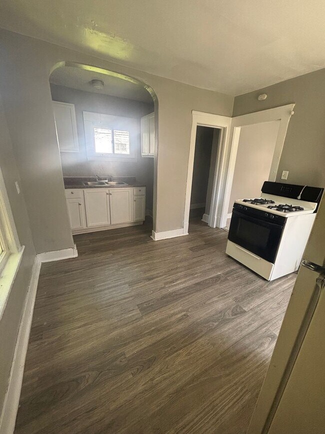Foto del edificio - 3bd Single Cash Pay