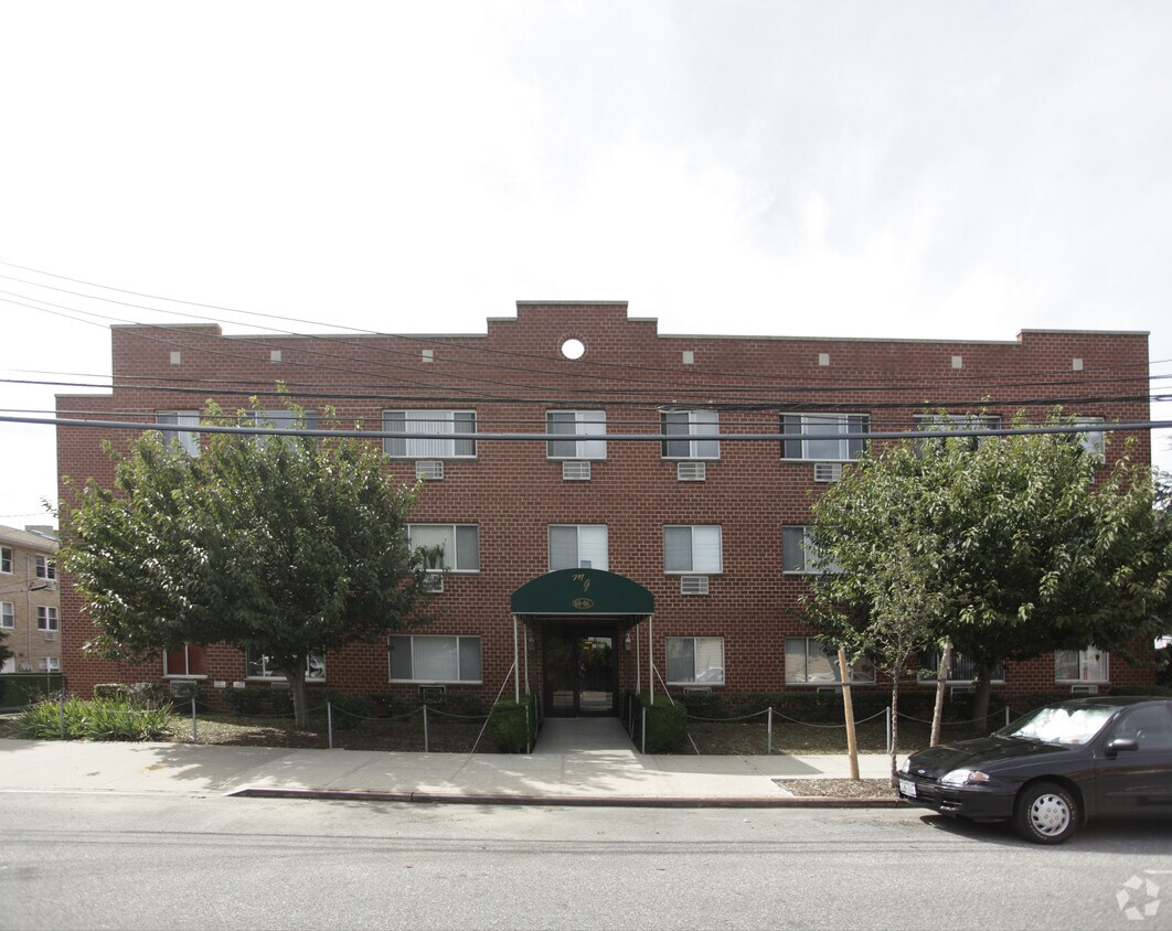 Building Photo - 60-06 60th Dr