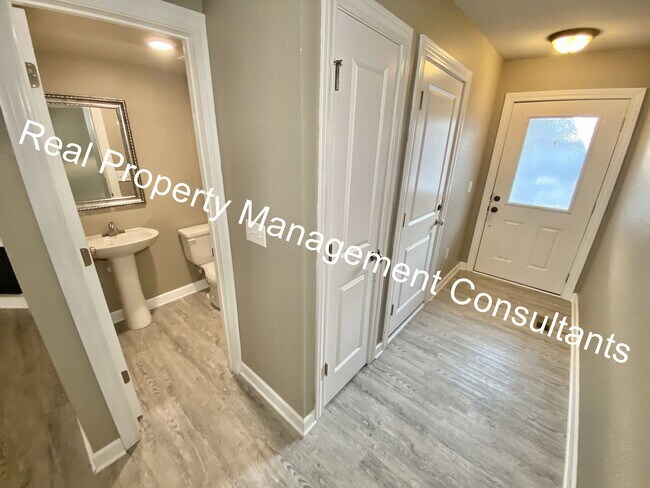 Foto del edificio - 2 Bedroom in Raymore!