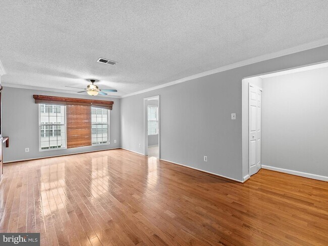 Foto del edificio - 1109 Huntmaster Terrace NE