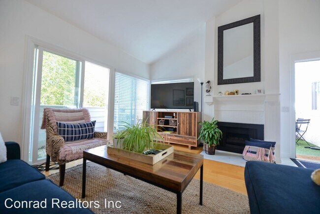Building Photo - 2 br, 2 bath House - 24116 Paseo Corona
