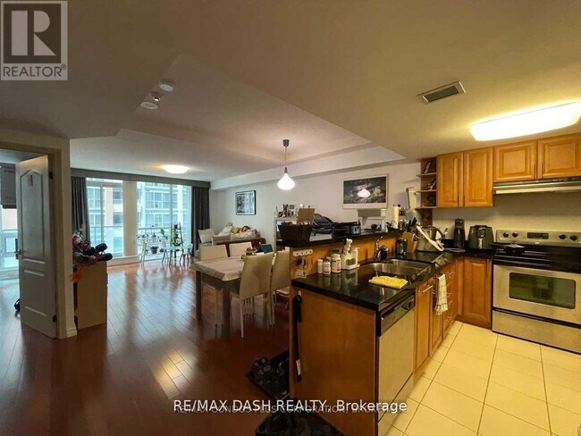 Photo du bâtiment - 263 Wellington St W