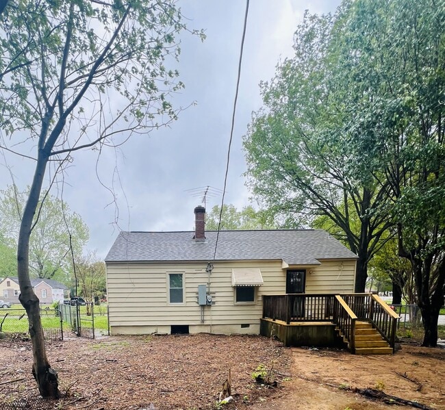 Photo - 2145 Pendleton St House