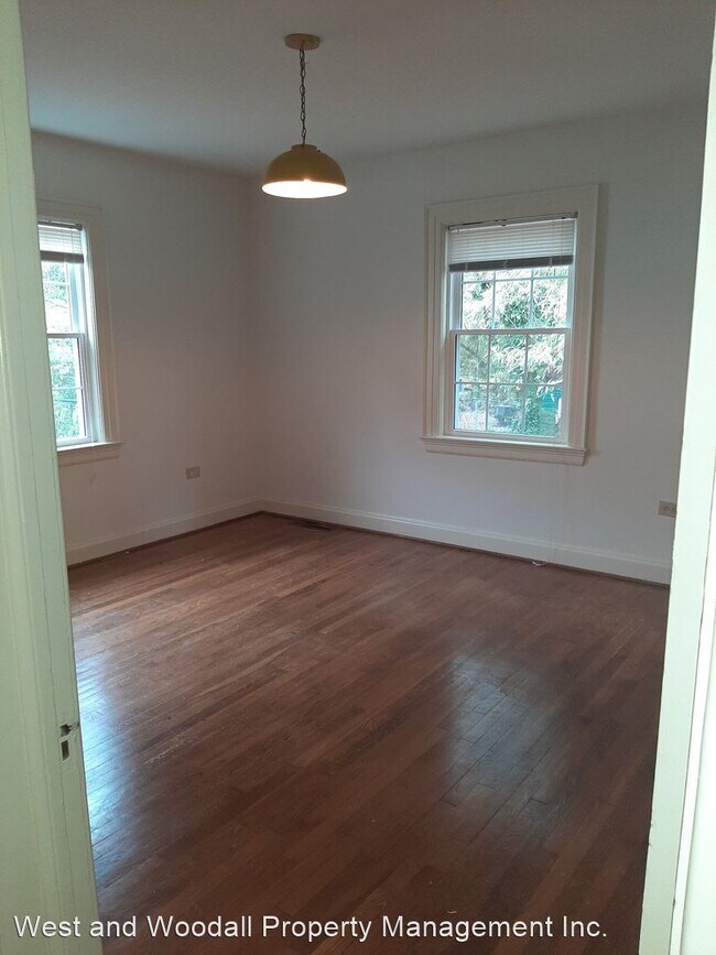 Building Photo - 3 br, 2.5 bath House - 2413 Pickett Road
