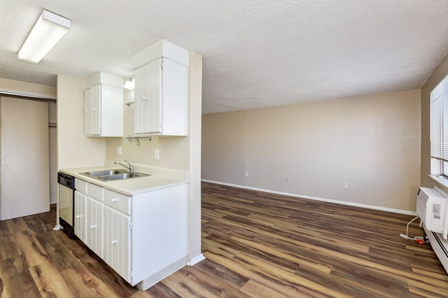 Foto del edificio - Spacious 1 Bedroom In CAPITOL HILL