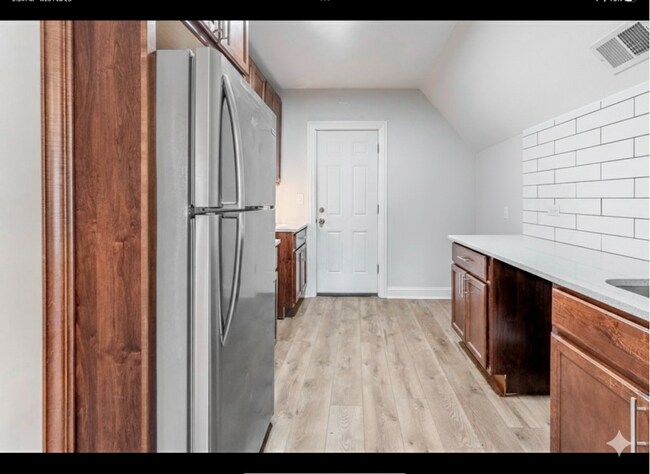 Foto del edificio - 6337 W Patterson Ave
