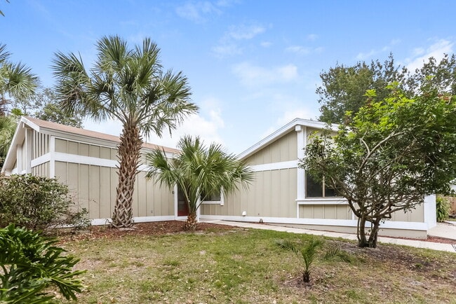 Building Photo - 40 Wicklow Cir