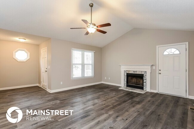 Foto del edificio - 5208 Relay Way