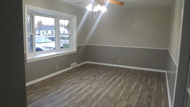 Building Photo - 206 S Bagby St