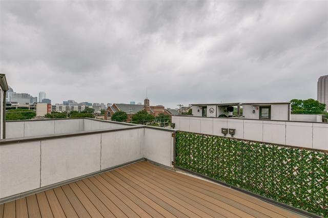 Foto del edificio - 3816 Roseland Ave