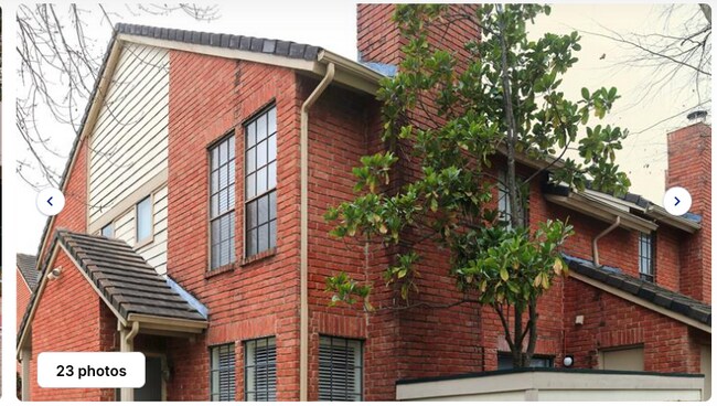 Photo - 2211 S Kirkwood Rd House