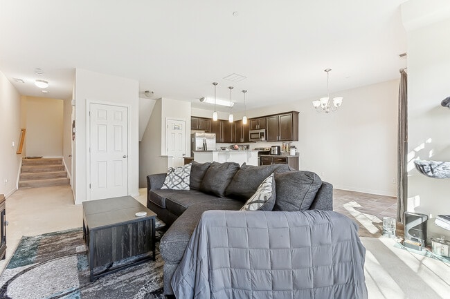 Photo - 116 Zenith Loop Townhome