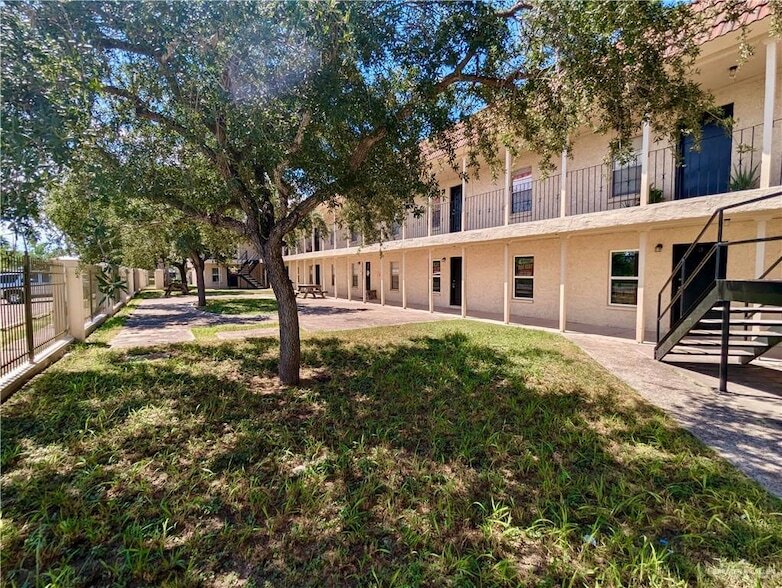 Foto principal - 1811 Perkins Ave