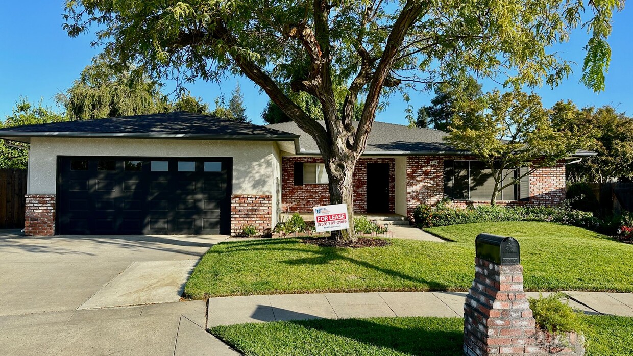 6744 N Winery Ave, Fresno, CA 93710 House Rental in Fresno, CA