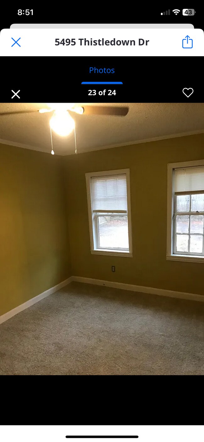 Foto del edificio - 5495 Thistledown Dr