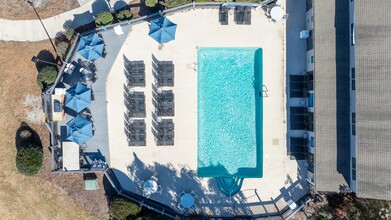 Building Photo - Crosswinds Apartments