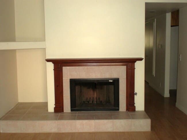 Foto del edificio - Camarillo 2 Bedroom Condo