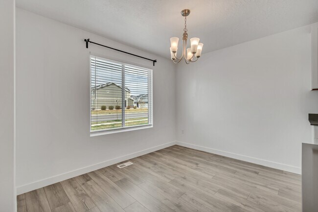 Foto del edificio - 480 W 1890 S