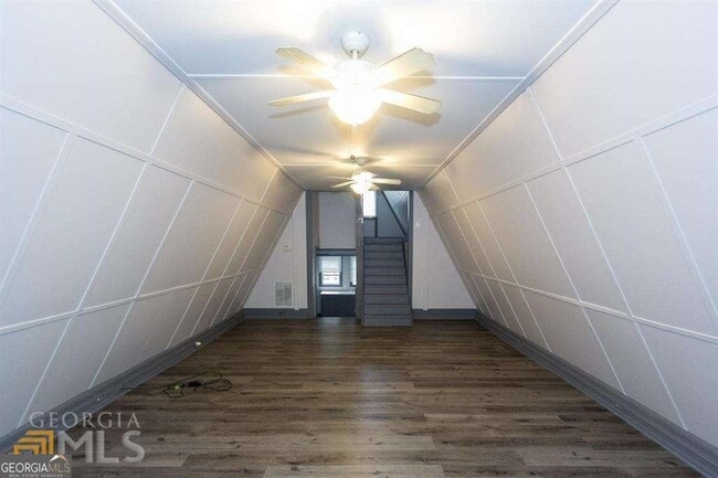 Building Photo - 4984 Donald Dr