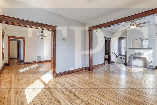Foto del edificio - 2704 Park Ave