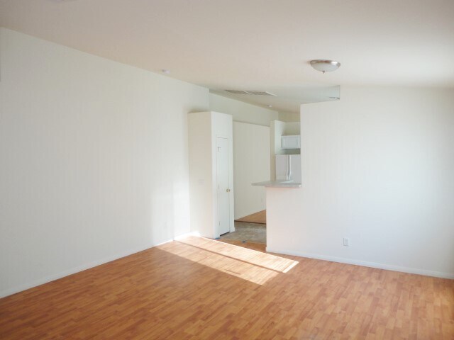Building Photo - 4014 Dripping Springs Ave