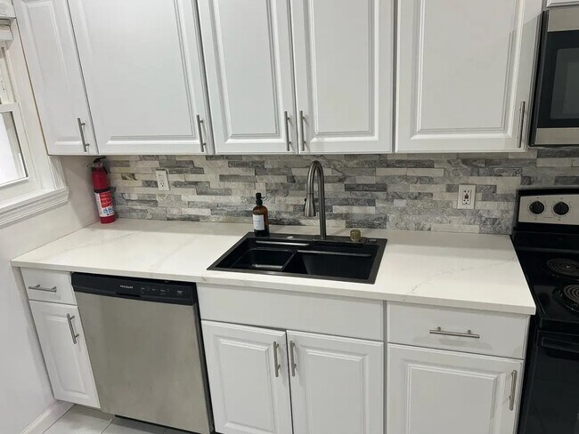 Foto del edificio - 1918 N 6th St