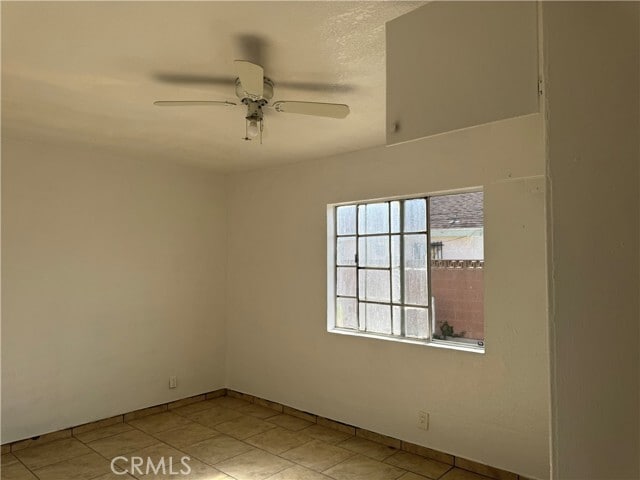 Building Photo - 1111 W 93rd St