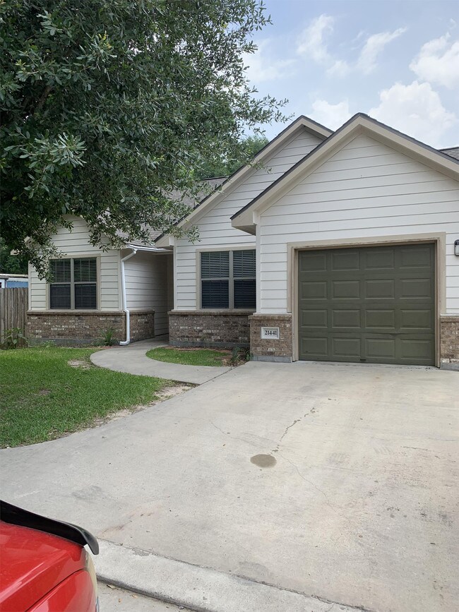 Foto del edificio - 21441 W Wallis Dr