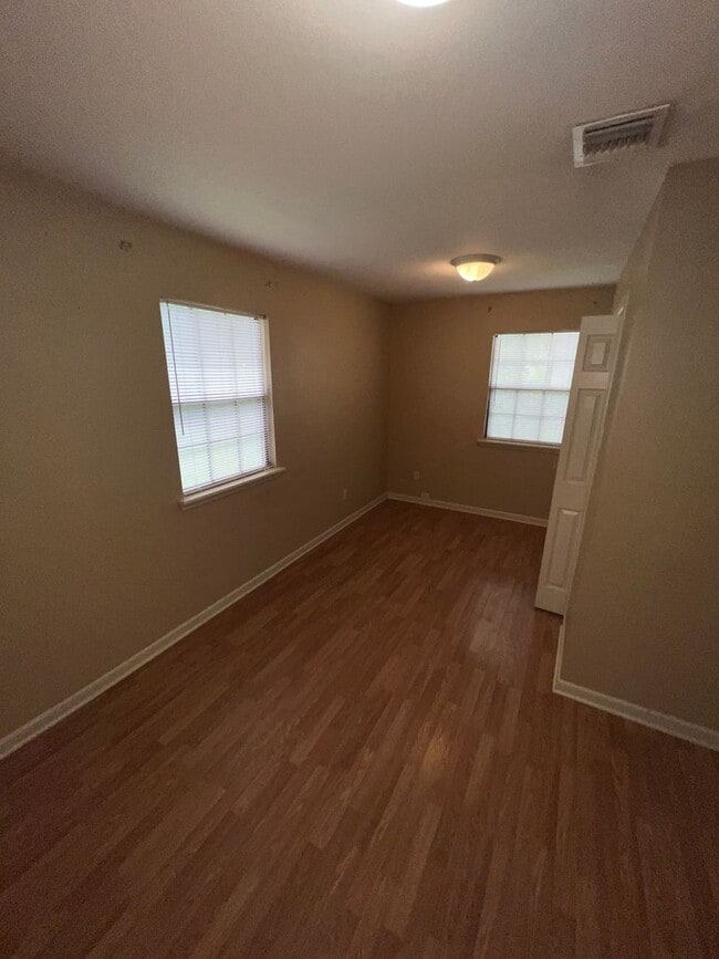 Building Photo - 4113 Ridgemoor Ave