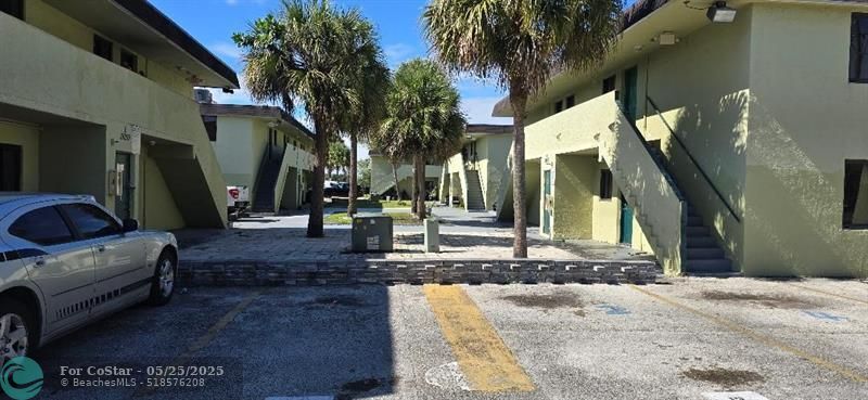 Foto principal - 18257 NW 23rd Ave
