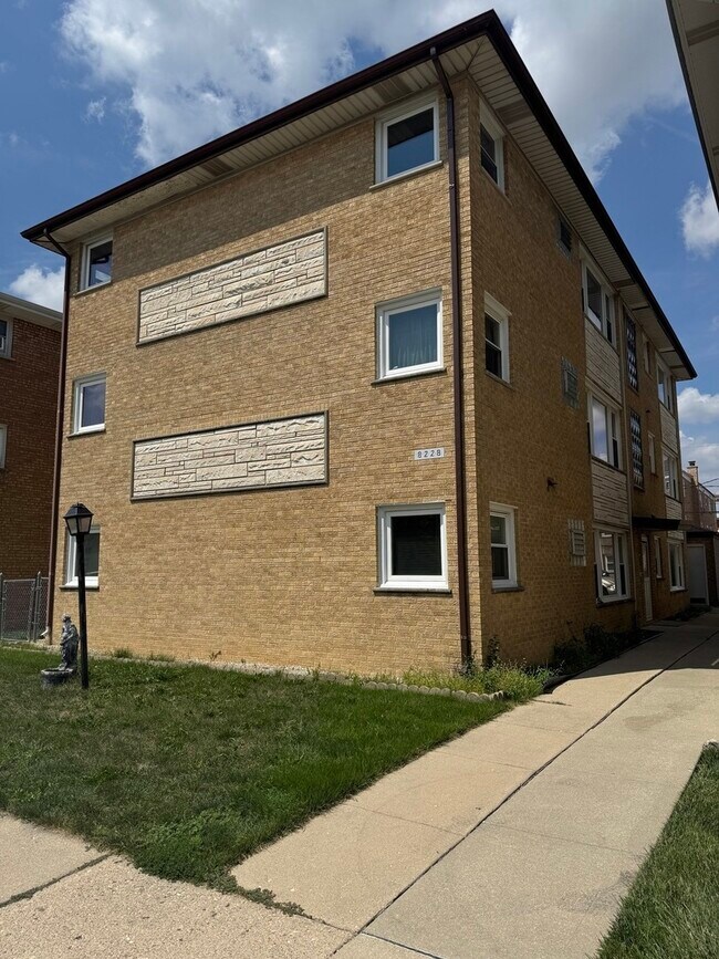Foto del edificio - 8228 W Walsh Ln