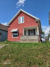 Building Photo - 1135 Woodville Rd